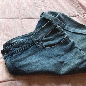 Size 20 Bermuda mid rise shorts
